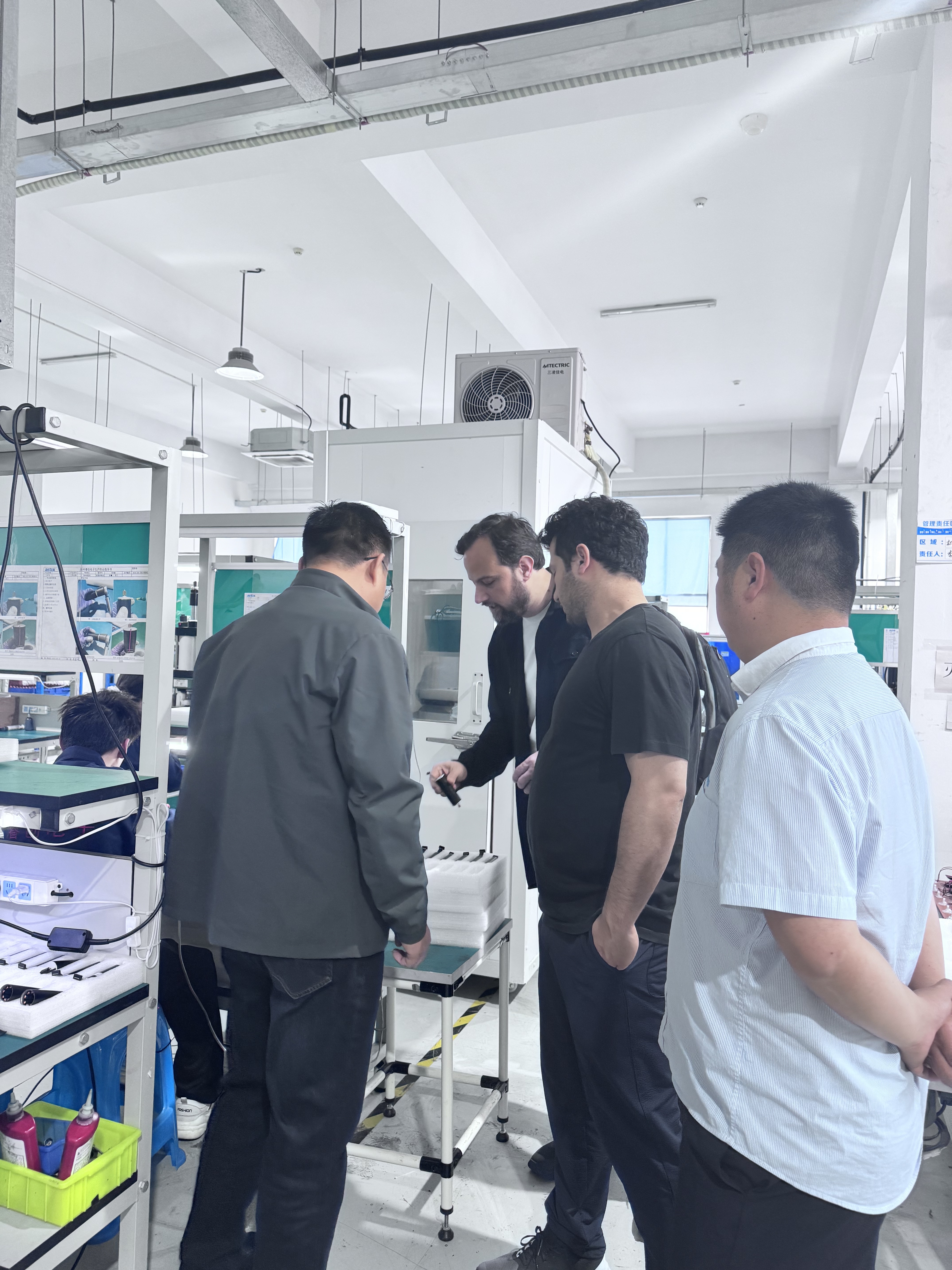 Son şirket blogları hakkında Türk müşteriler, potansiyel işbirliğini tartışmak için Jiangsu Retek Motion Co., Ltd'yi ziyaret etti